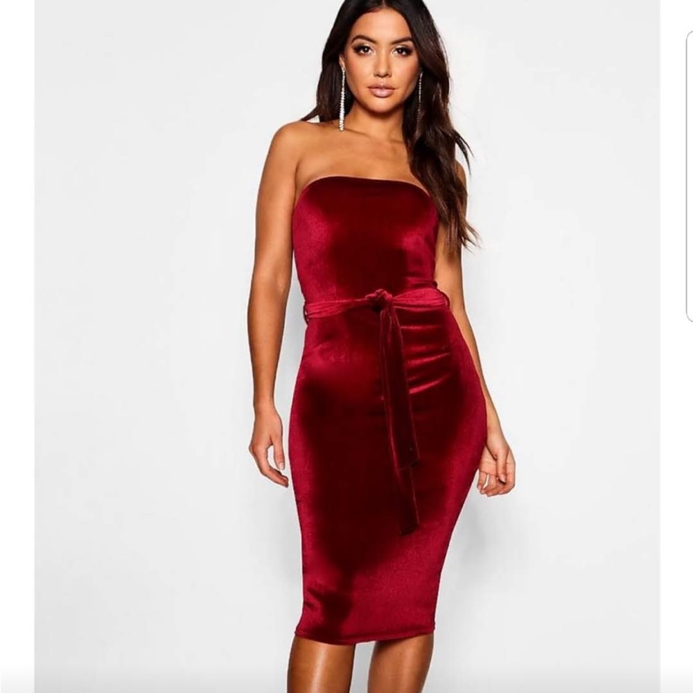 Velvet Boohoo Berry Bodycon Dress